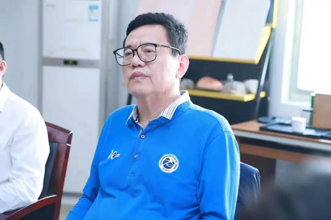 歡迎廣東涂協(xié)、經(jīng)銷商分會(huì)經(jīng)銷商代表蒞臨數(shù)碼彩指導(dǎo)