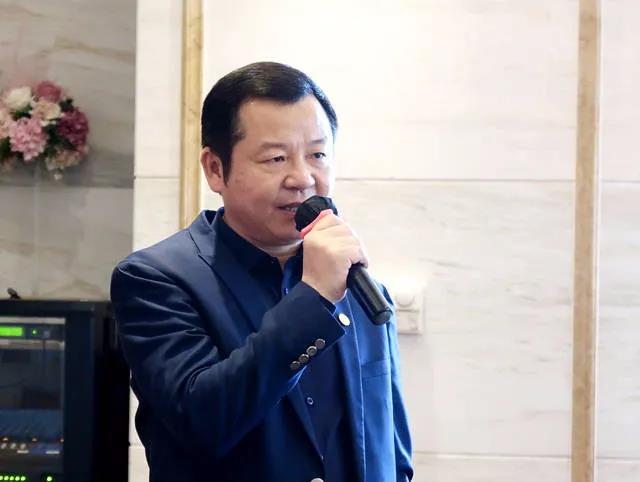 譜寫(xiě)順德涂料新篇章 佛山涂協(xié)、順德涂料商會(huì)理事會(huì)成功舉辦
